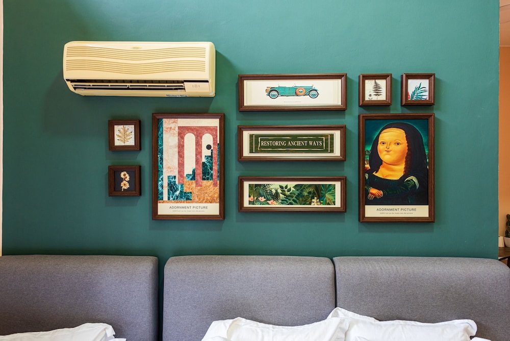 Family House photo 1