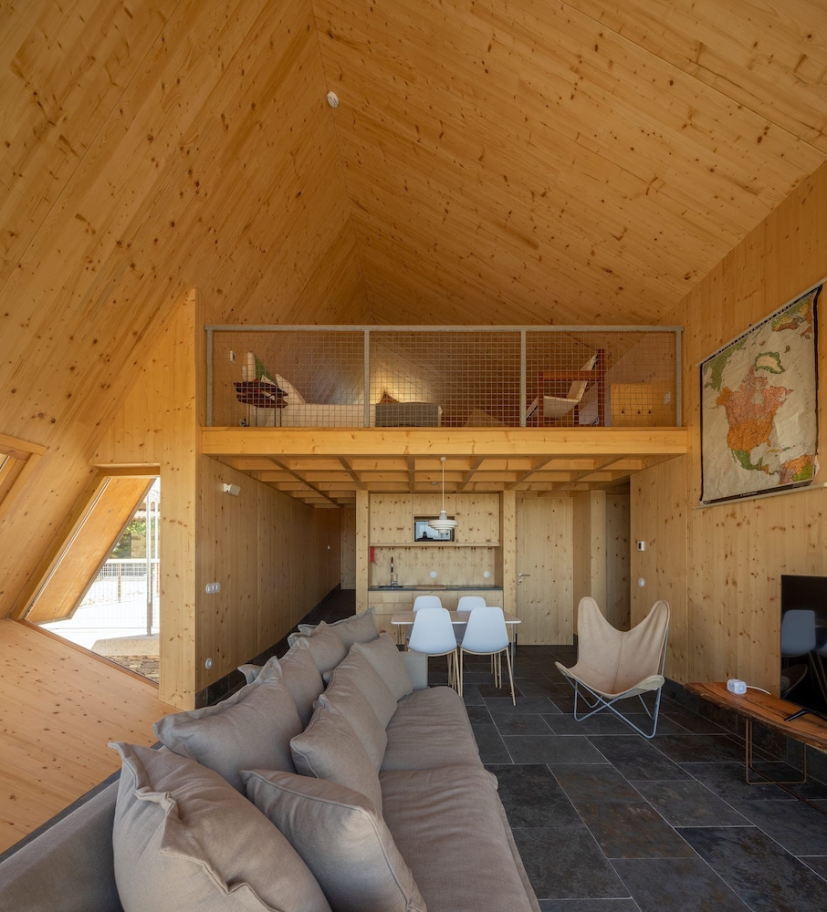 Villa photo 1