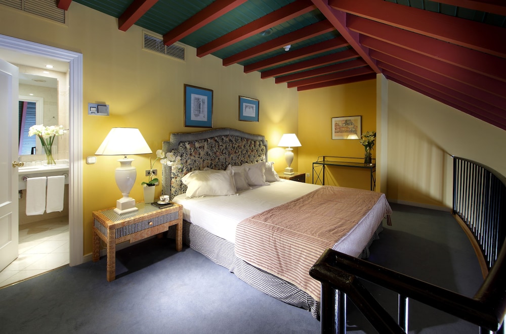 Junior Suite - Photo 1