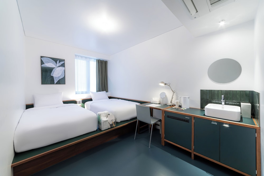 Superior Twin Room, Multiple Beds, City View