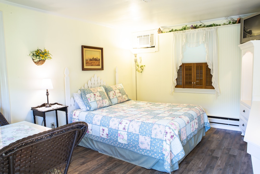 Room7 Standard Single Room, 1 Bedroom, Mountain View