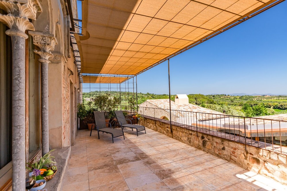 Panoramic Suite, Terrace photo 3