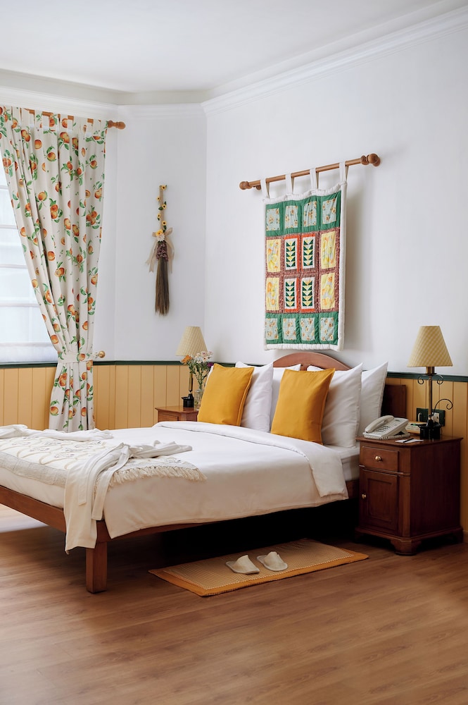 Boutique Room - Photo 3