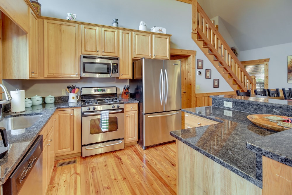 House (4 Bedrooms) photo 2
