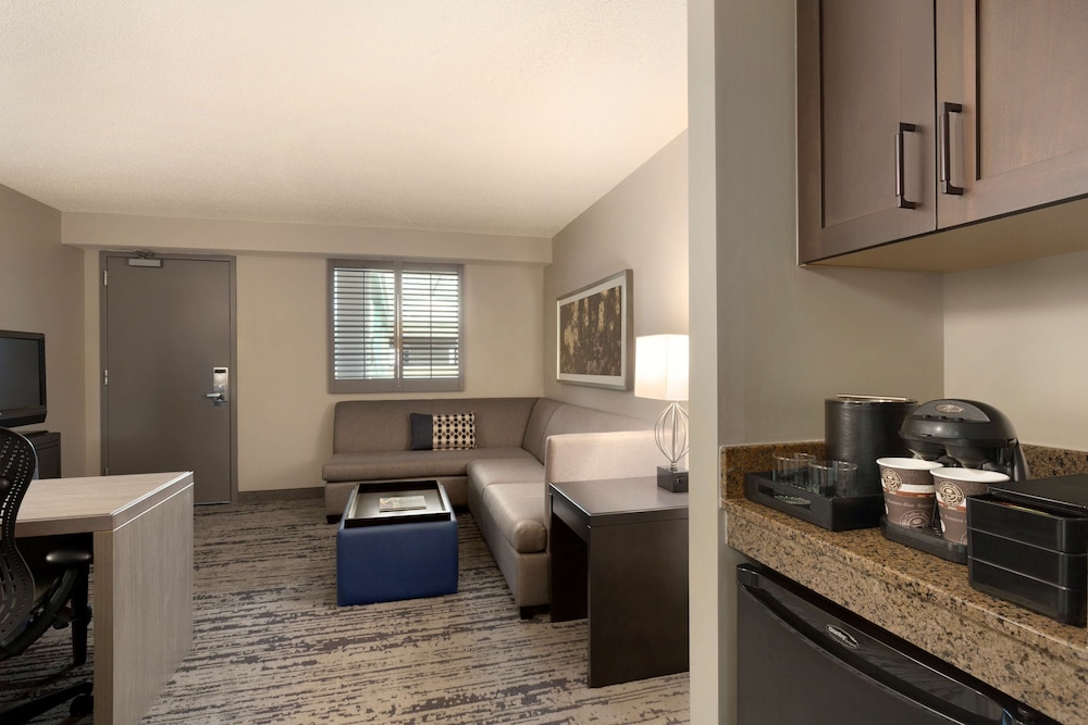 Suite One King Bed - Photo 4