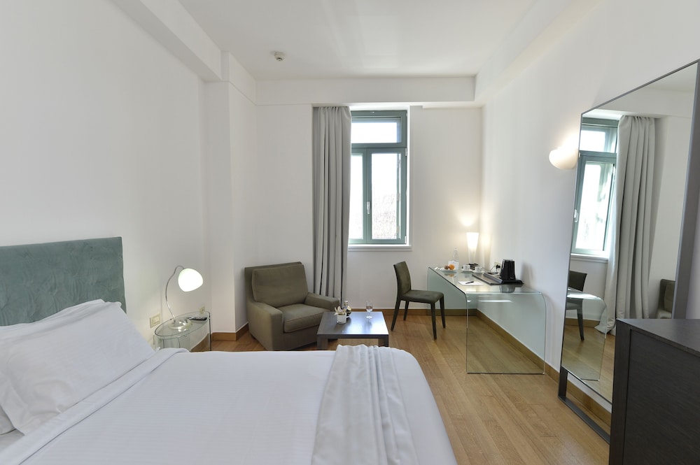 Deluxe Room, Acropolis View