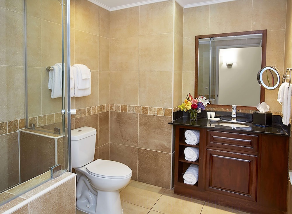 Beach Tower 1 Bedroom Suite thumbnail 5