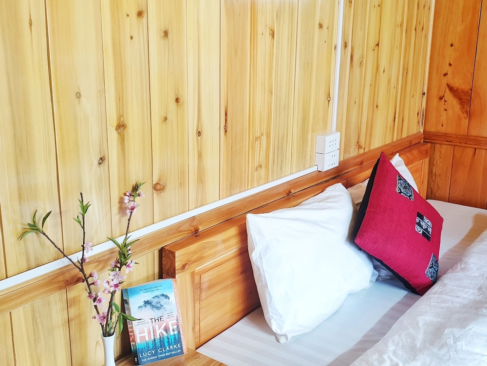 Standard Double Room, Garden View, Mezzanine photo 3