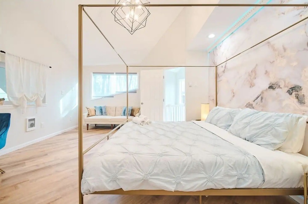 House, 4 Bedrooms photo 1
