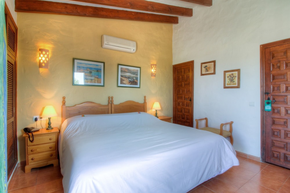 Double Room, Mountain View - Photo 2