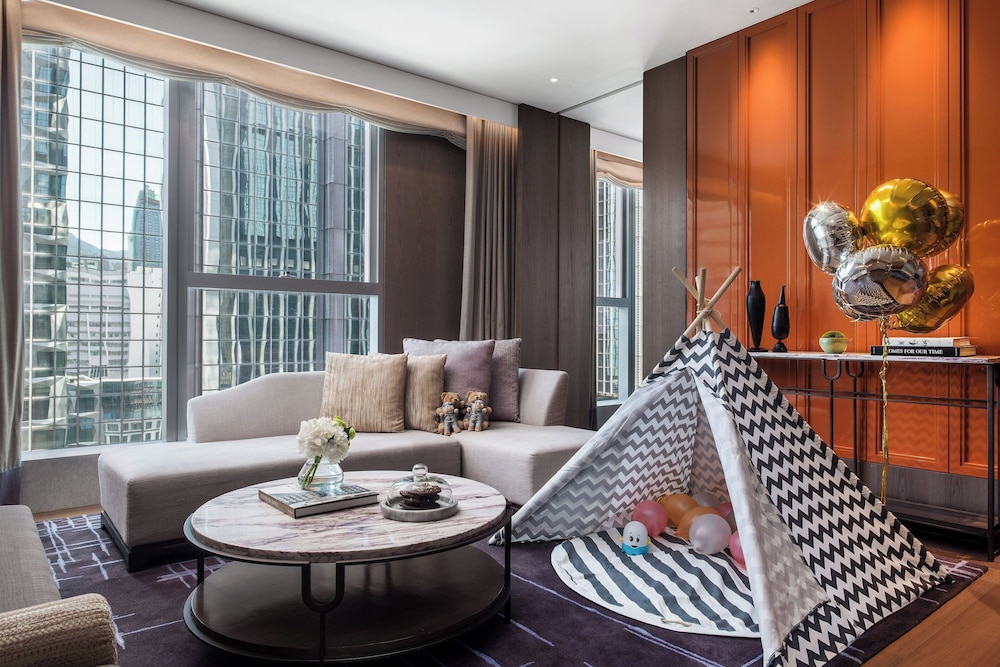 Suite, 1 Bedroom, City View thumbnail 5