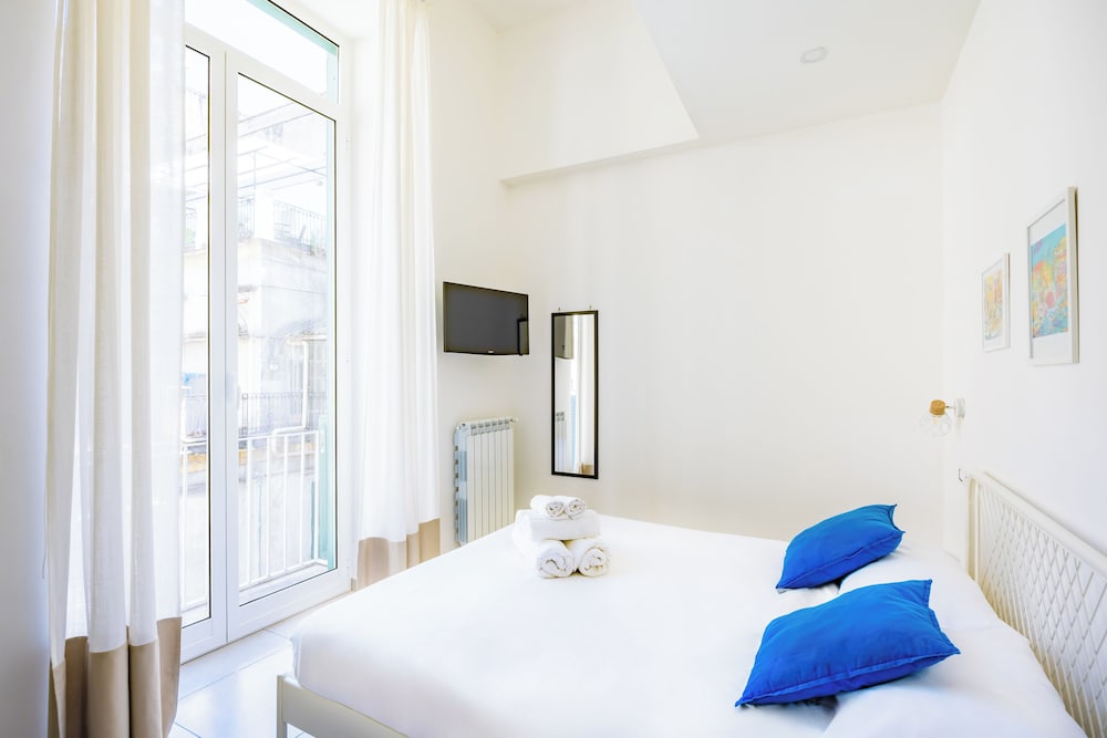Apartment (2 Bedrooms)