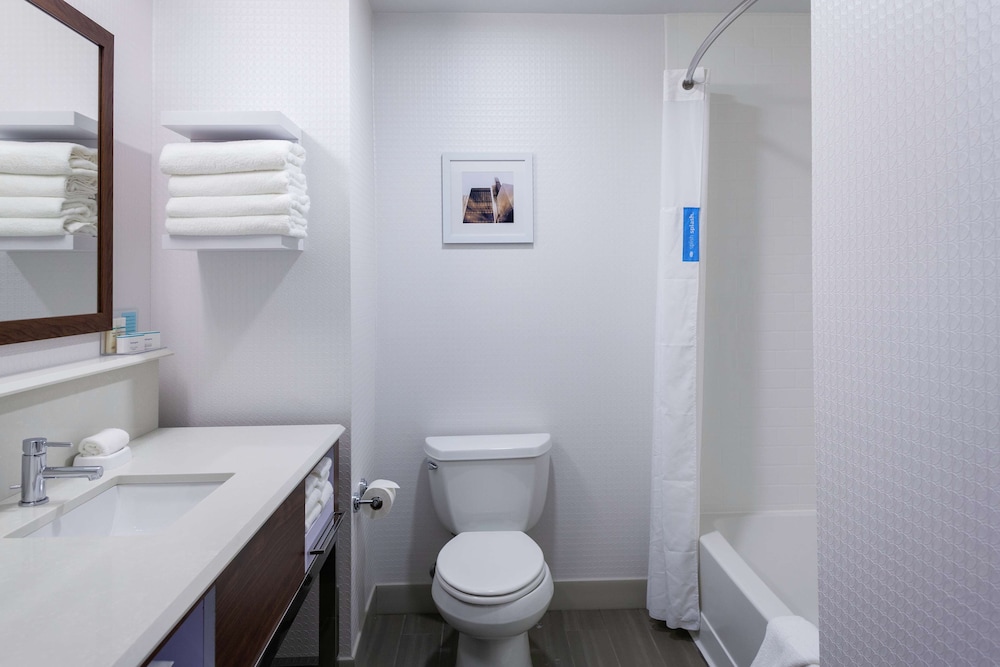 Room, 2 Queens, Accessible Tub, Non Smoking photo 3