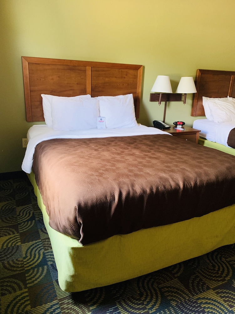 Room, 2 Queen Beds, Accessible, Non Smoking (Mobility) - Photo 24