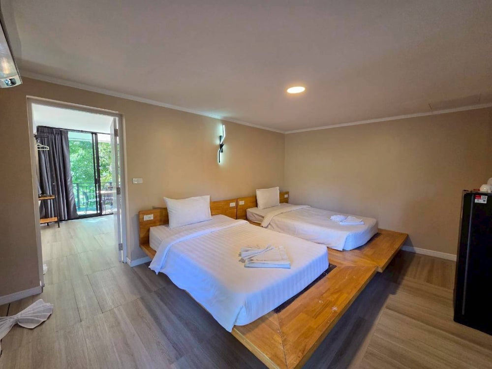 Superior Suite - Photo 4