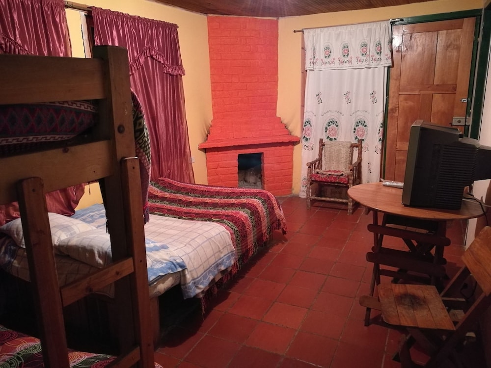 Family Cabin (6 a la 7 )