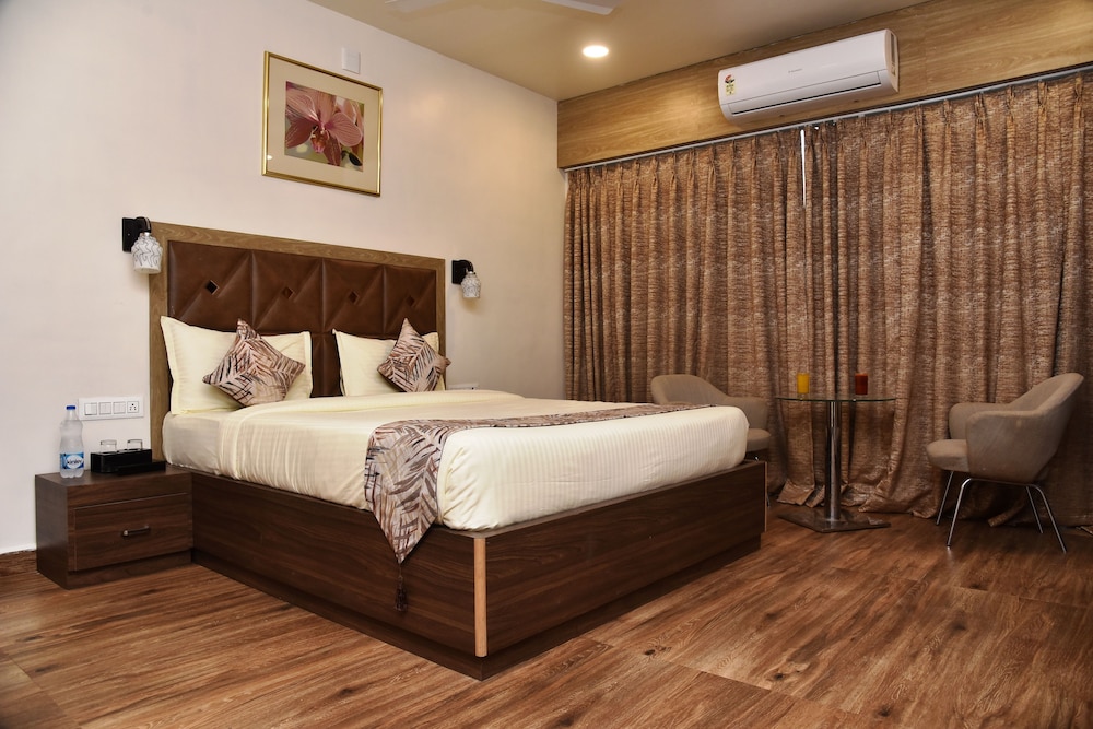 Deluxe Double Room photo 3