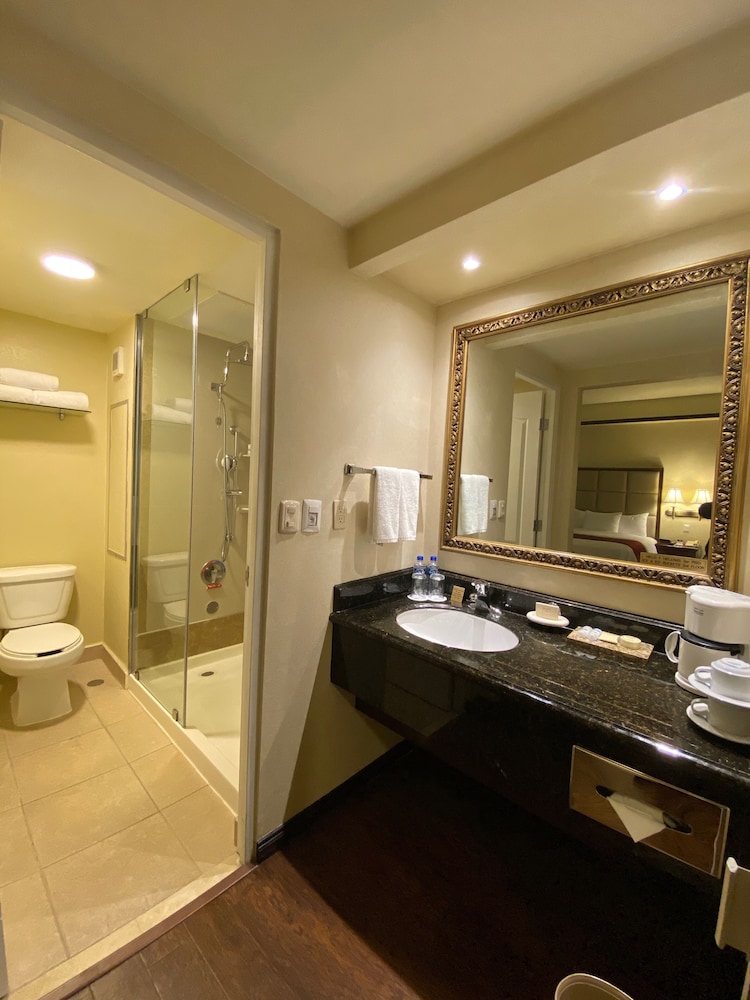 Junior Suite - Photo 3