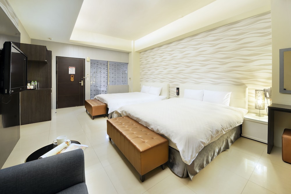 Panoramic Quadruple Room, Lake View photo 1