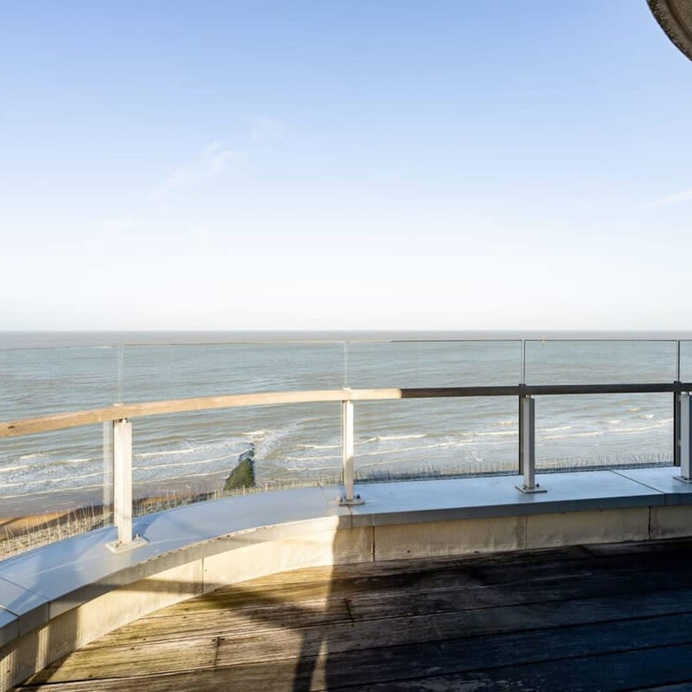 Stunning Penthouse With Free Parking and sea View, Foto 40