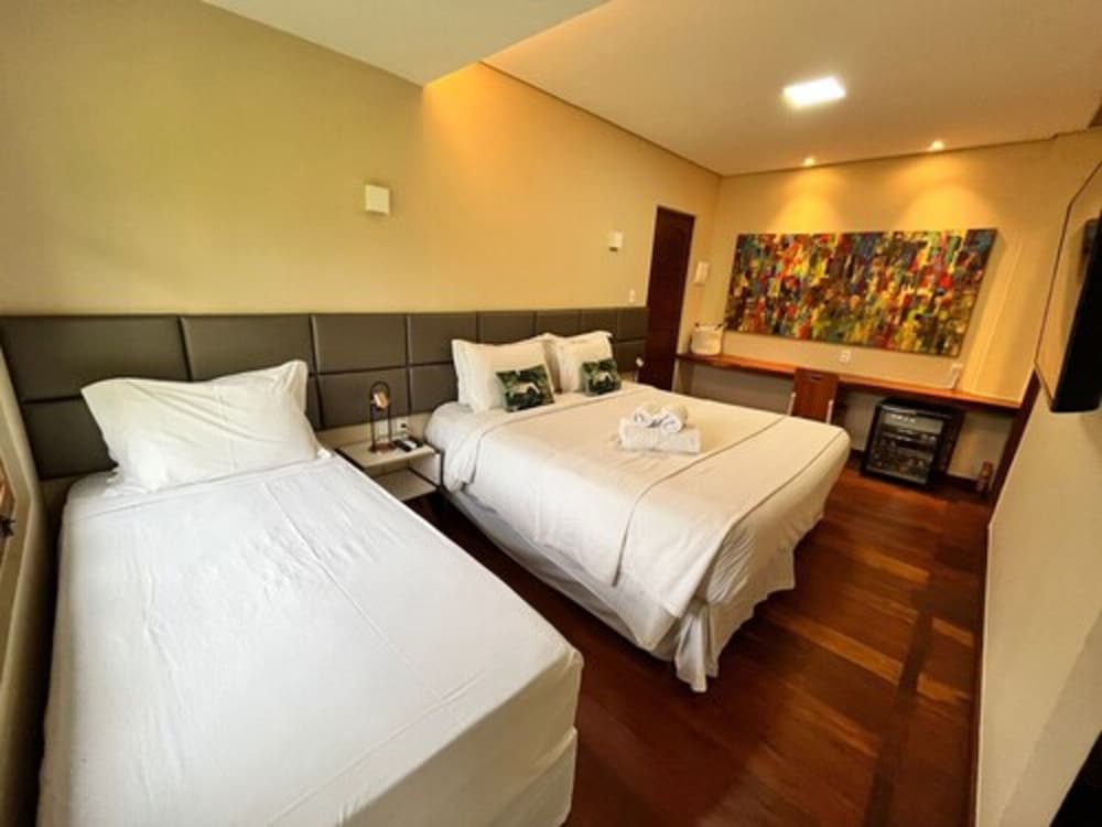 Valley View Suite, First floor photo 1