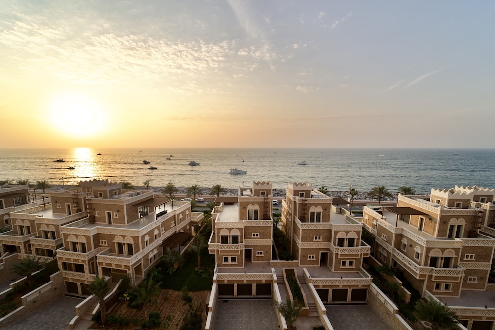 Luxury Apartment, 2 Bedrooms, Sea View photo 3