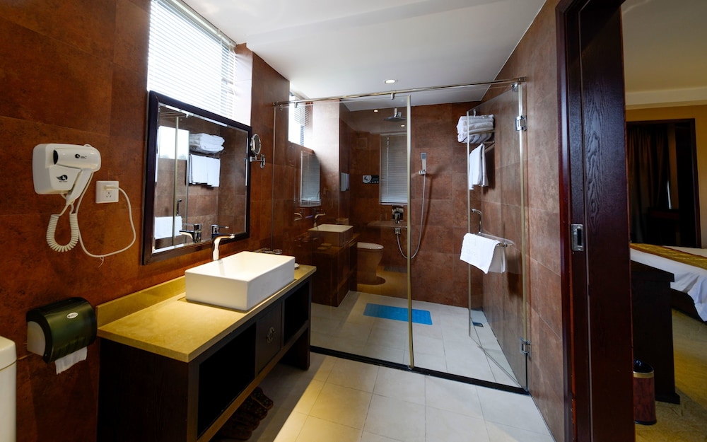 Deluxe Suite, Non Smoking photo 3