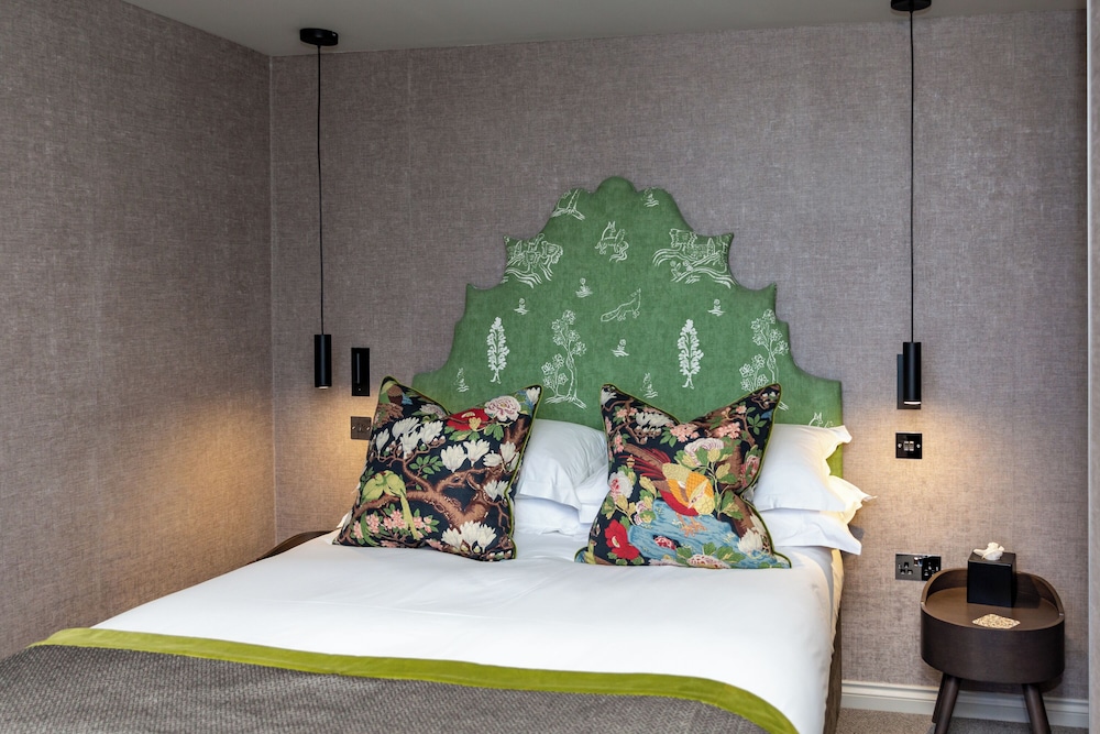 Standard Double Room photo 3