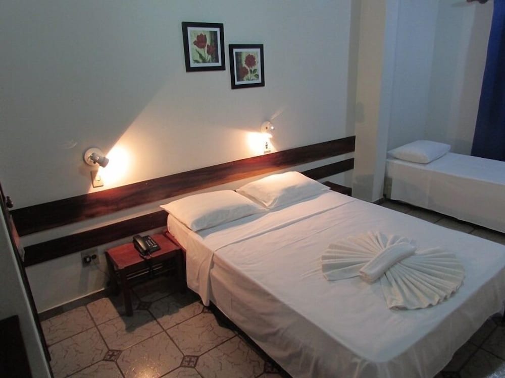 Standard Room photo 2