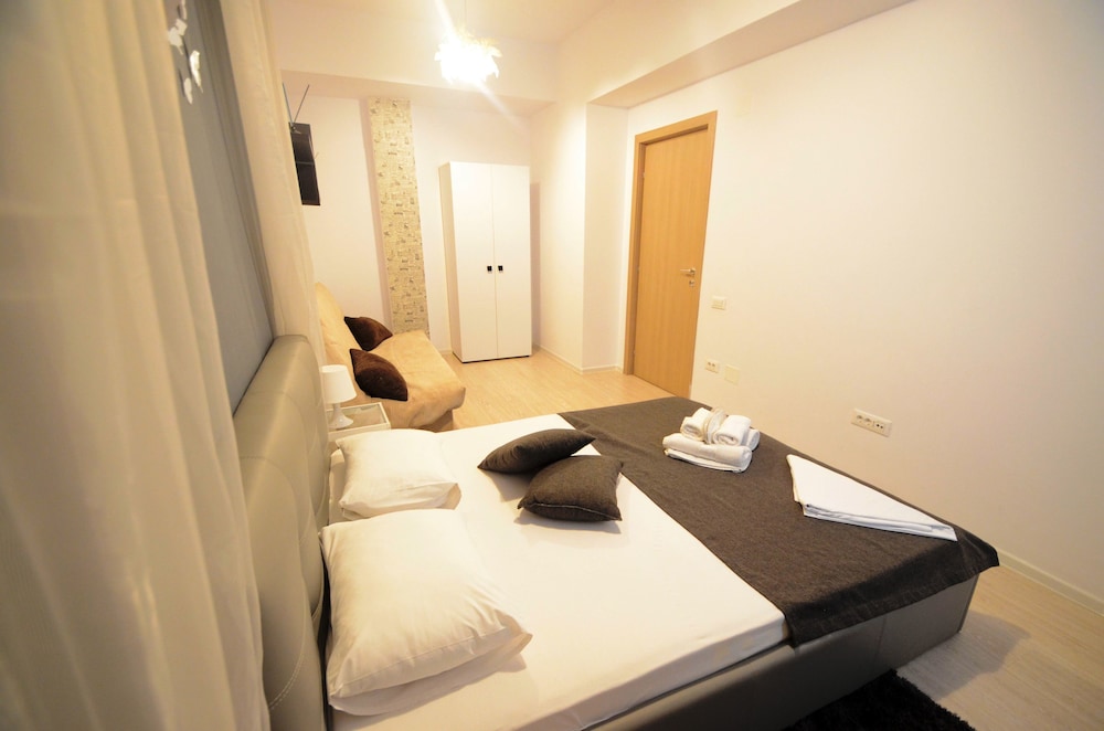 Apartment - Ground Floor 3 photo 2