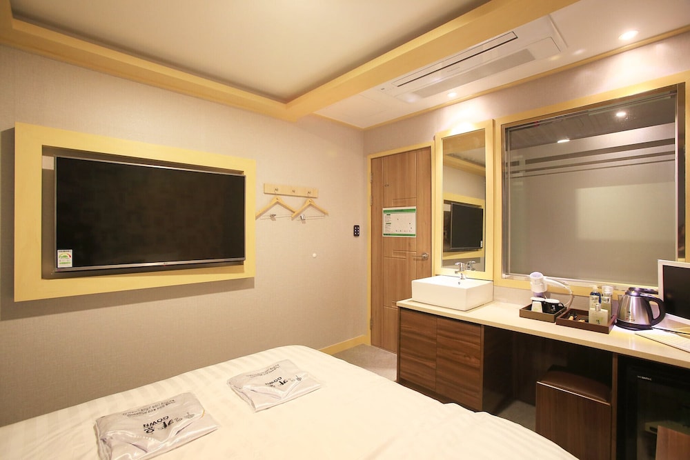 Room (Standard Room)