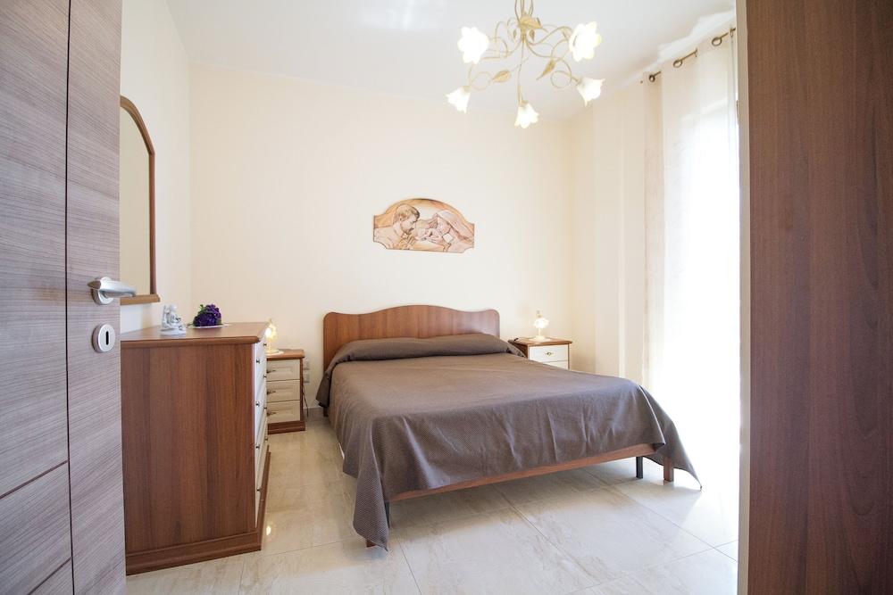 Royal Apartment, Sea View photo 2