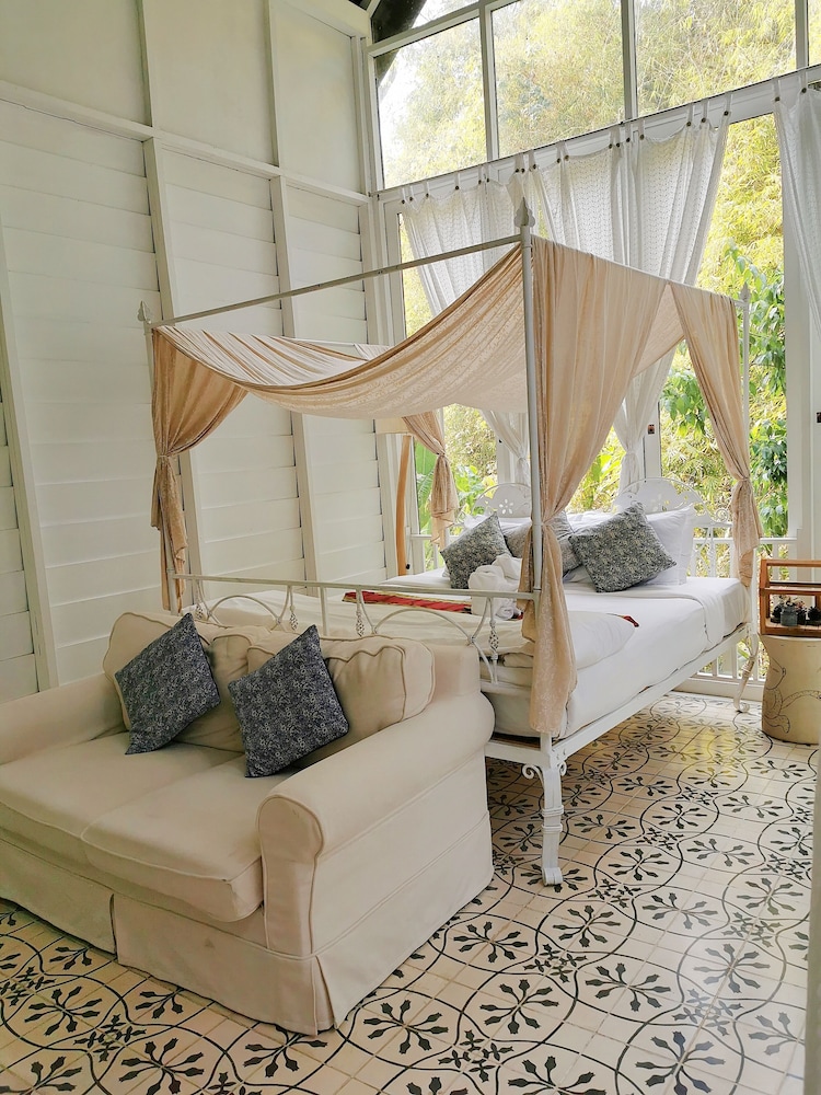 Honeymoon Villa photo 3