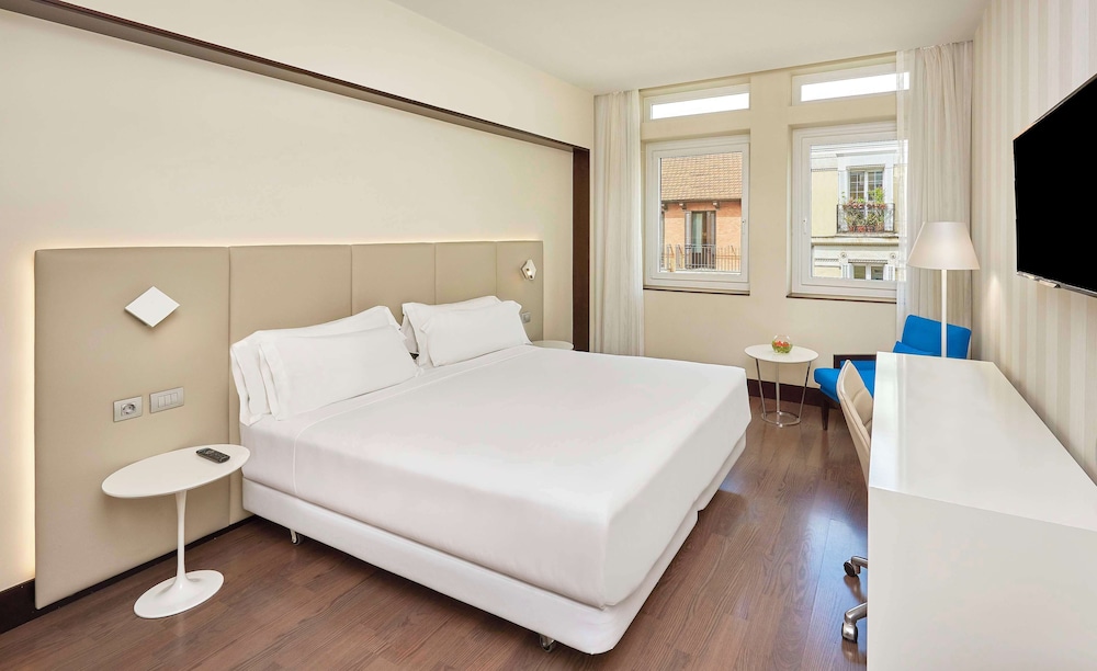 Standard Room (View, Extra Bed 3 Adults)