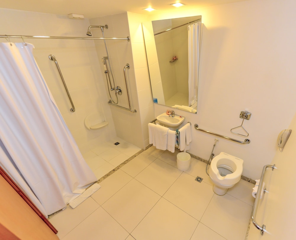Suite, 1 King Bed, Accessible, Non Smoking - Photo 5