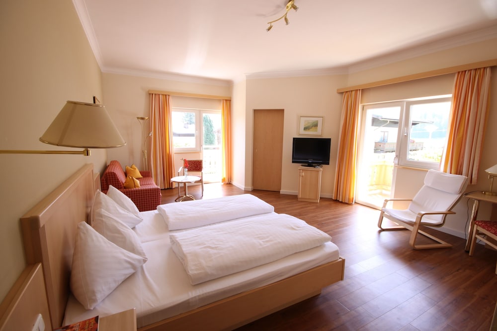 Superior Studio, 1 Bedroom, Balcony, Mountain View photo 1
