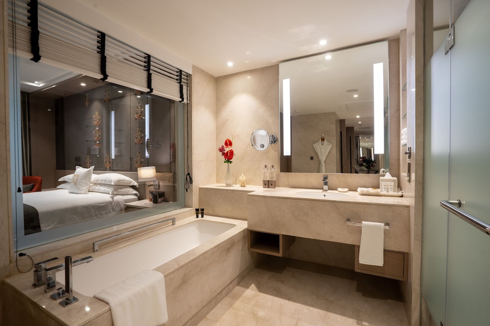 Executive Suite, 1 King Bed photo 1