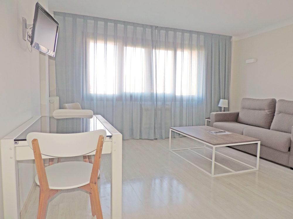 Quadruple Room - Photo 5