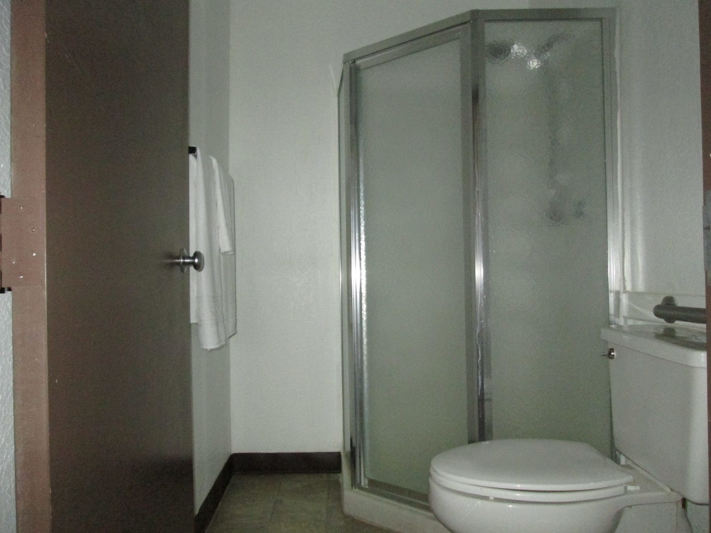 Standard Room, 4 Bedrooms photo 2