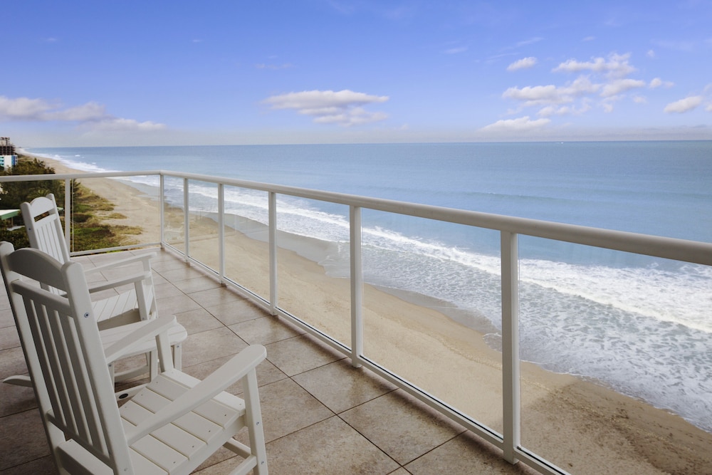 Room, 2 Queen Beds, Balcony, Ocean View photo 2