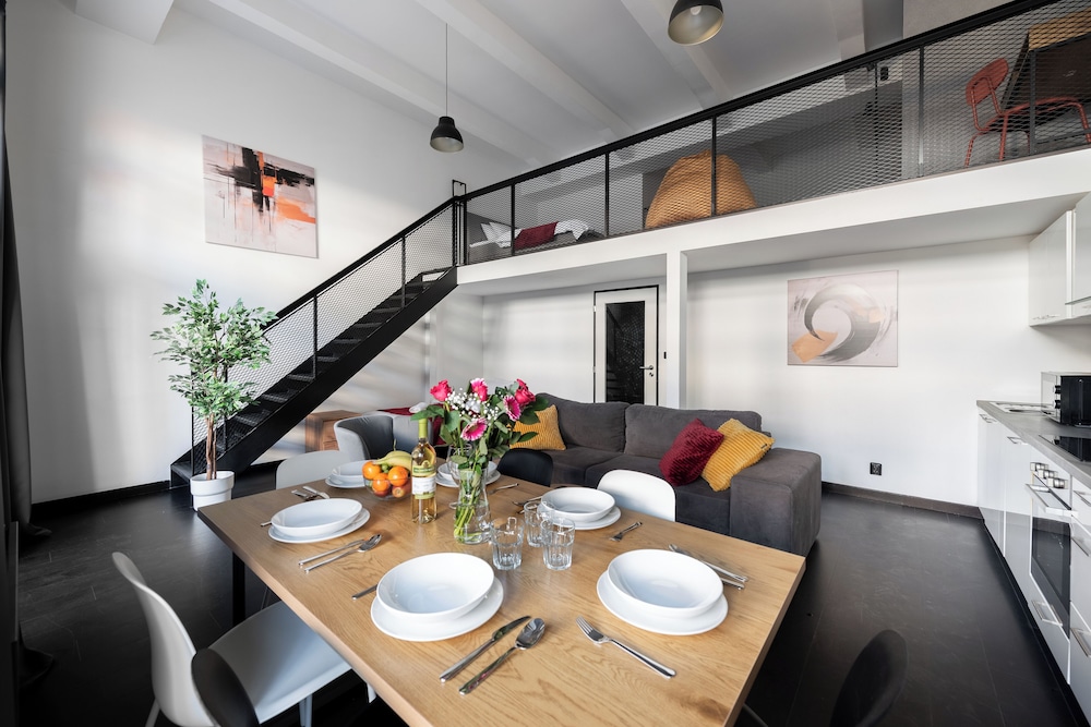 Comfort Apartment, Courtyard View