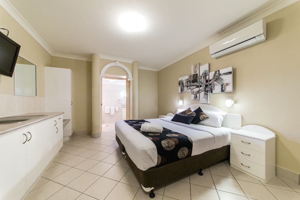 Standard Room, Non Smoking, Kitchenette (Spa Suite) photo 1