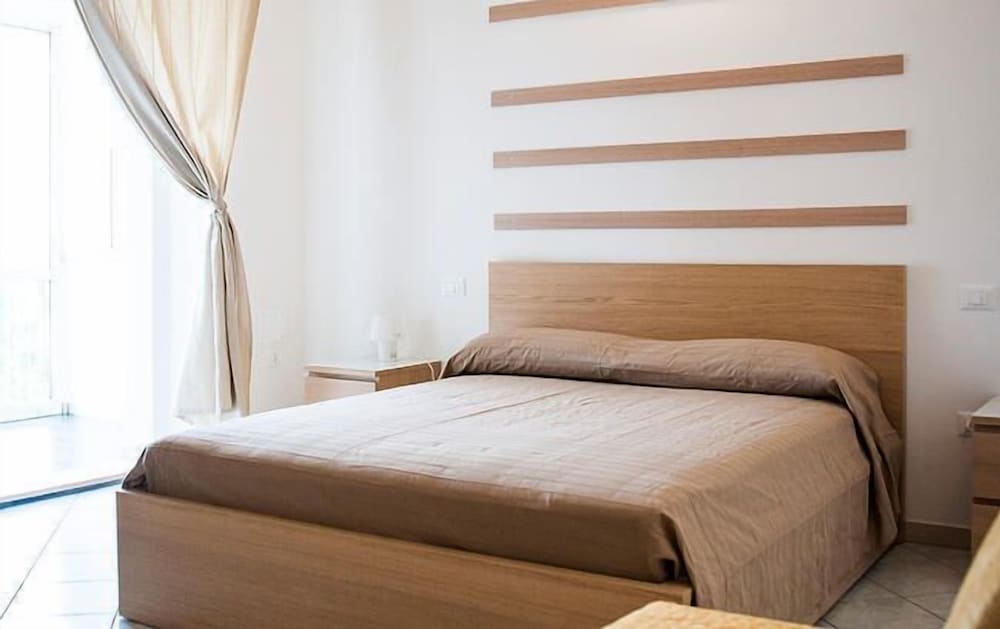 Deluxe Triple Room, Balcony, Mountain View photo 3