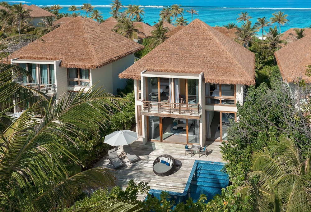 Duplex 2 bedroom beach sunset villa with private pool & free access VIP seaplane lounge on arrival - Photo 1