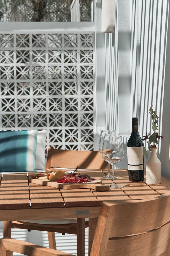 Solarium Suite - Photo 4