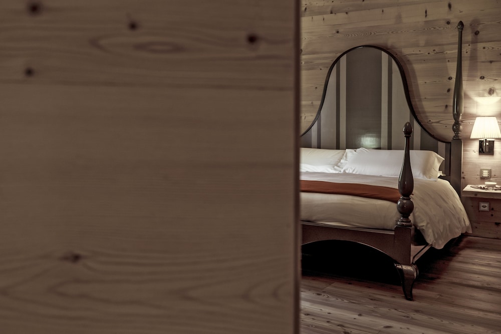 Suite (Colani Suite) photo 2