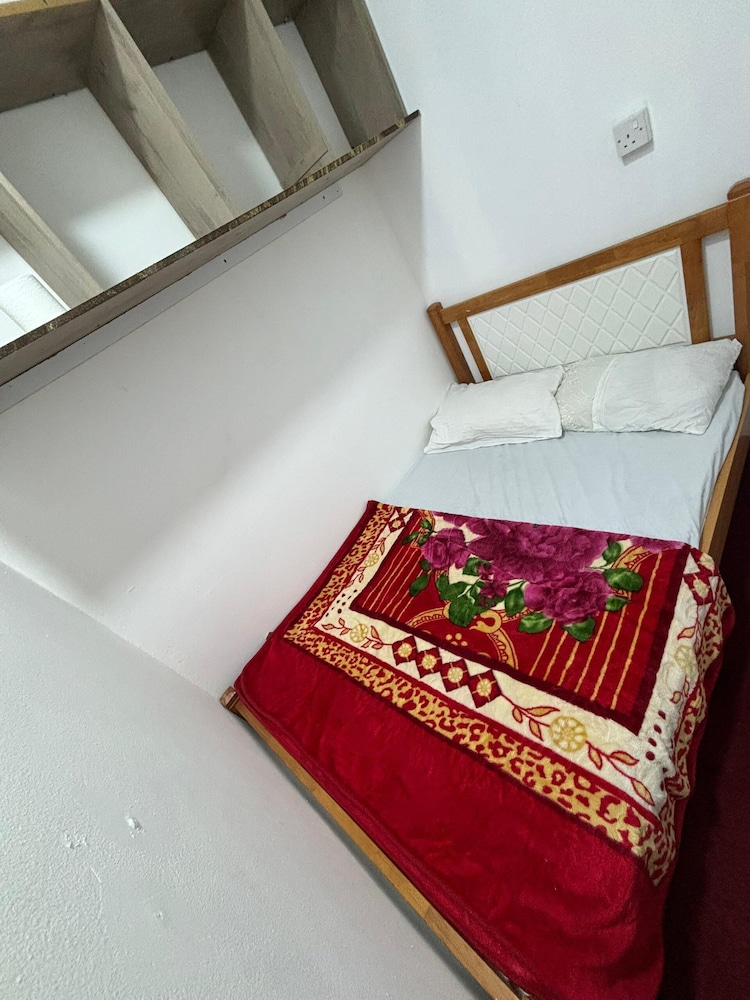 Economy Double Room photo 2