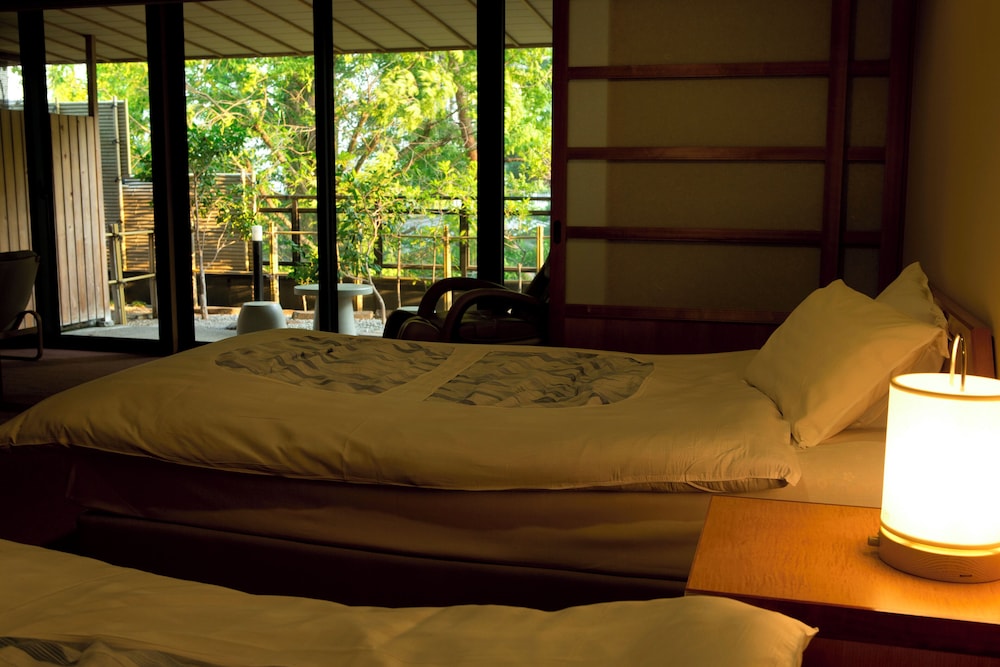 Deluxe Room, Non Smoking, Garden View photo 1