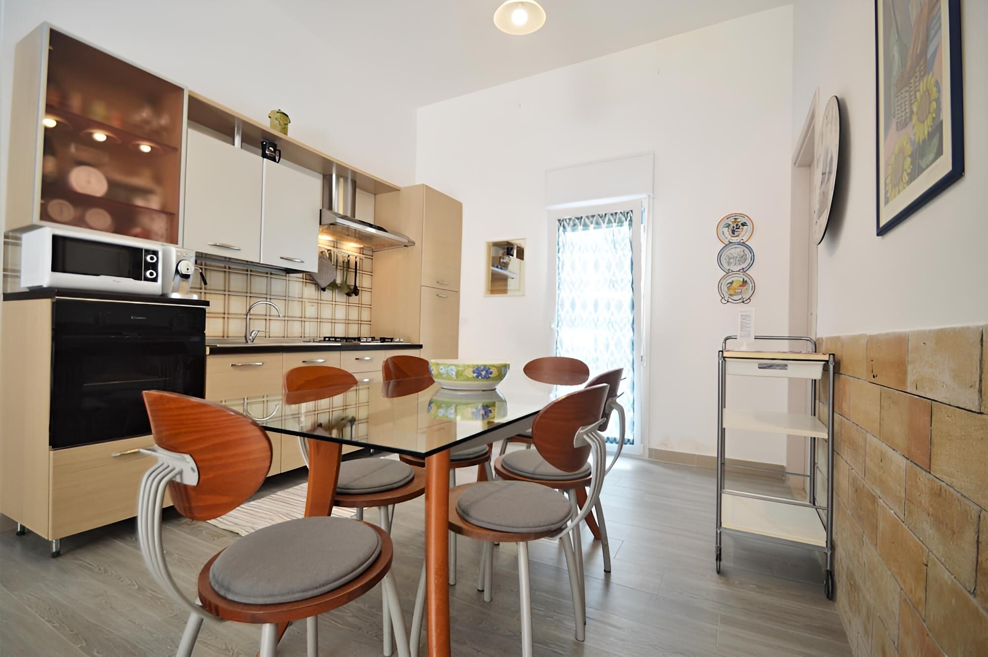Apartment photo 1