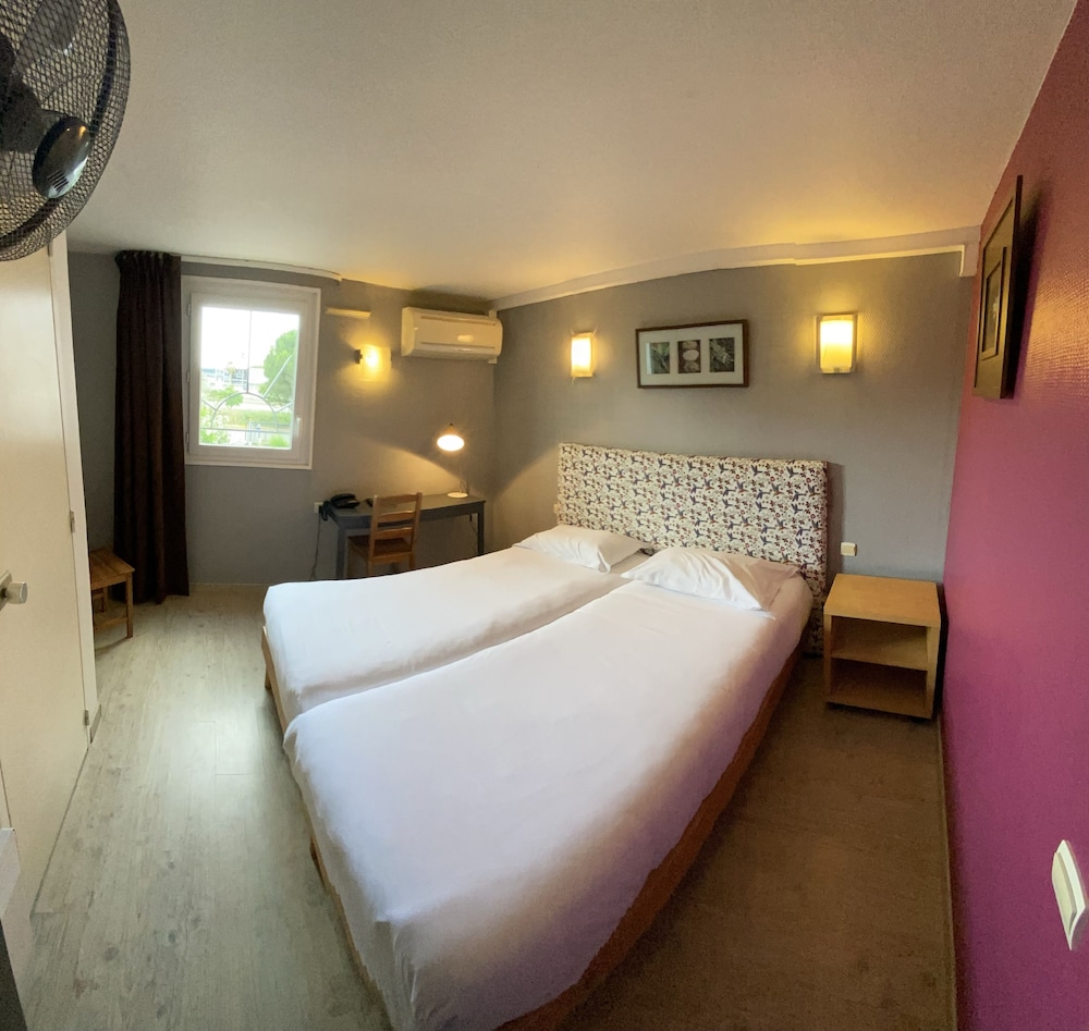 Comfort Twin Room - Photo 4